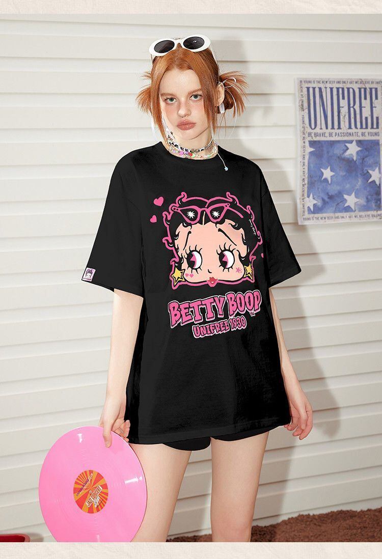 新商品 売れ筋 着心地良い デザイン性抜群 全2色 半袖 Tシャツ F-13157