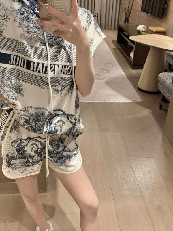 絶対流行 ファッション 早い者勝ち カジュアル 2色選択可 半袖ＴシャツⅹパンツセットF-8896