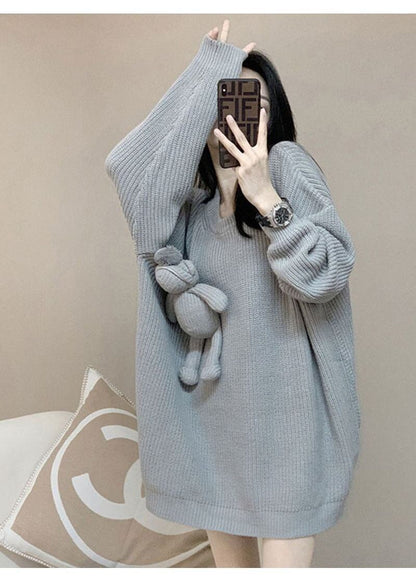 気質満点ぬいぐるみ付きグレーゆったりニットセーター＜F-4659＞