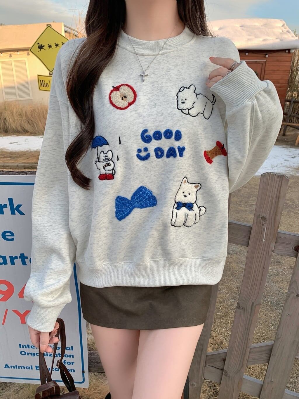 存在感抜群 sweet系可愛い トレンドアイテム 刺繍 2色選択 パーカーF-9892