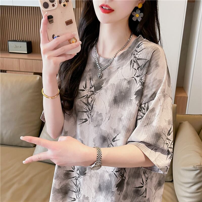 新商品 高級感溢れる オシャレ度満点 2色選択可 Tシャツ カットソー＜F-8277＞