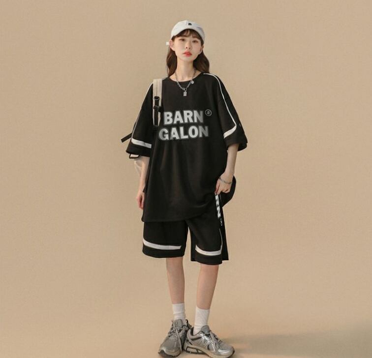 大好評 ファッション カジュアル ルーズ半袖ＴシャツⅹパンツセットF-6539
