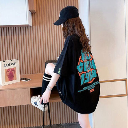 組み合わせやすい アルファベット 数字ロゴ プリントTシャツ ゆったり半袖＜F-6527＞