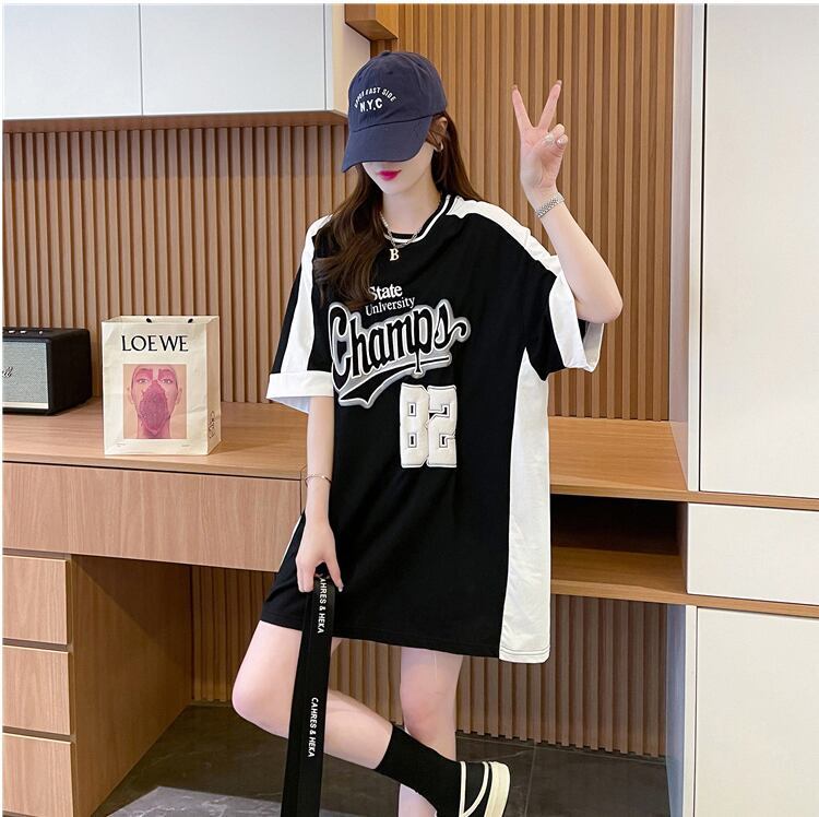 絶対流行 一目惚れ 個性的なデザイン 2色選択可 プリント Tシャツ カットソー＜F-8279＞
