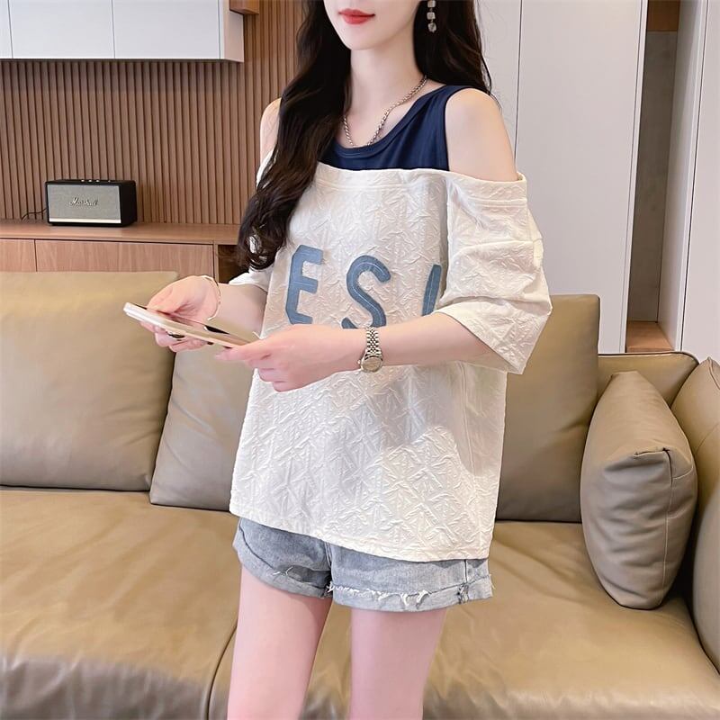 新商品 ゆったり カジュアル プリント オープンショルダー 2色 半袖Tシャツ＜F-8282＞