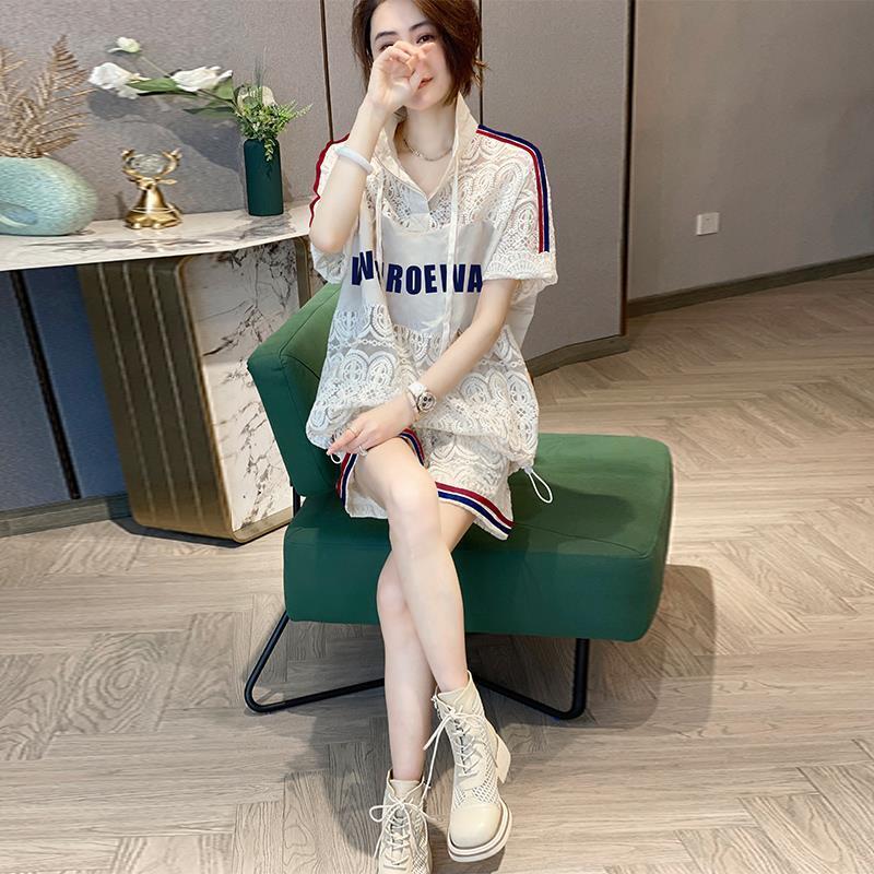 好感度UP カジュアル 上品 レース 透かし彫り 切り替え 半袖Tシャツ ショートパンツ セットアップ ＜F-8807＞