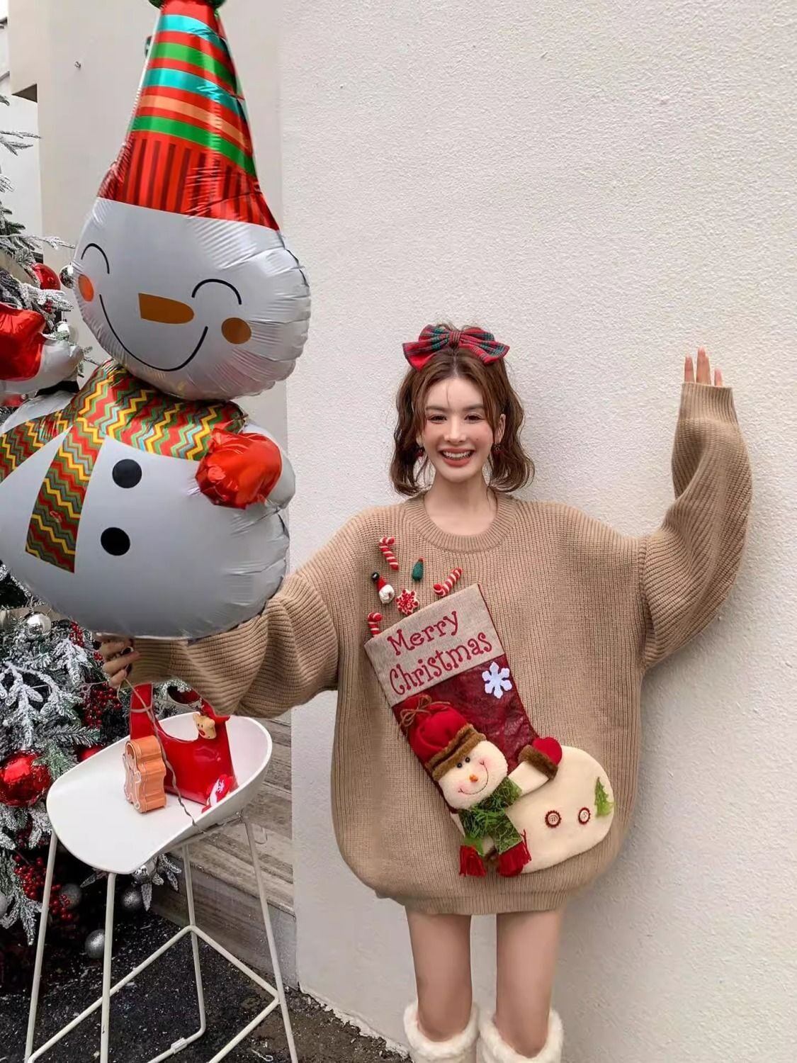 超人気クリスマスロゴニットセーター2色あり<F-4551>