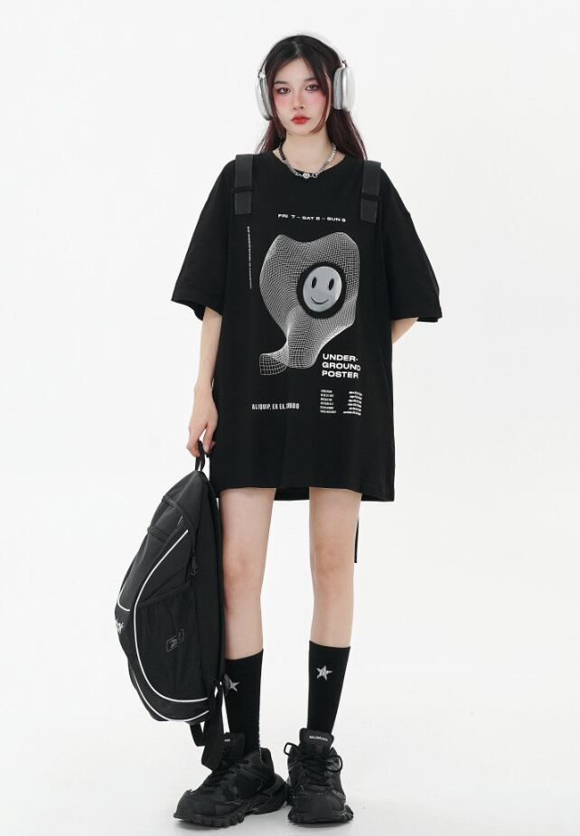 話題沸騰中 特別デザイン スタイルアップ効果抜群 ゆったり 男女兼用 半袖Tシャツ＜F-9060＞
