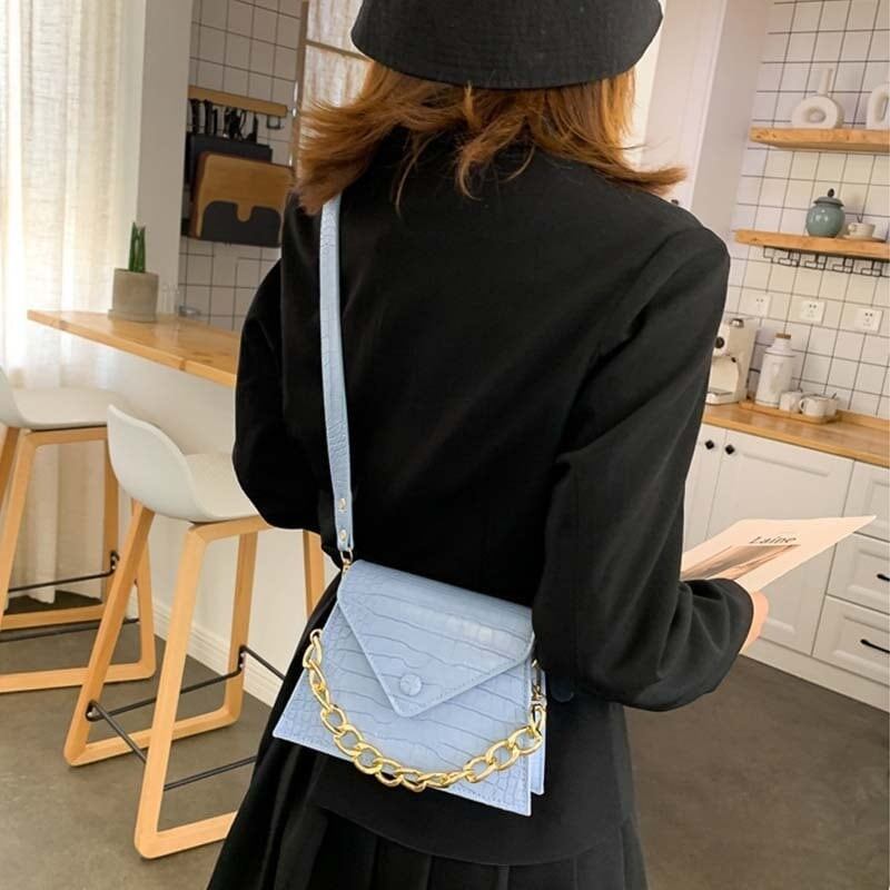 合わせやすい   高級感溢れる