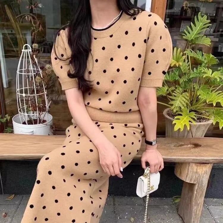 好感度100％ 柔らかくて優しい印象 効果抜群 プリント切り替え 2色 セットアップF-10855