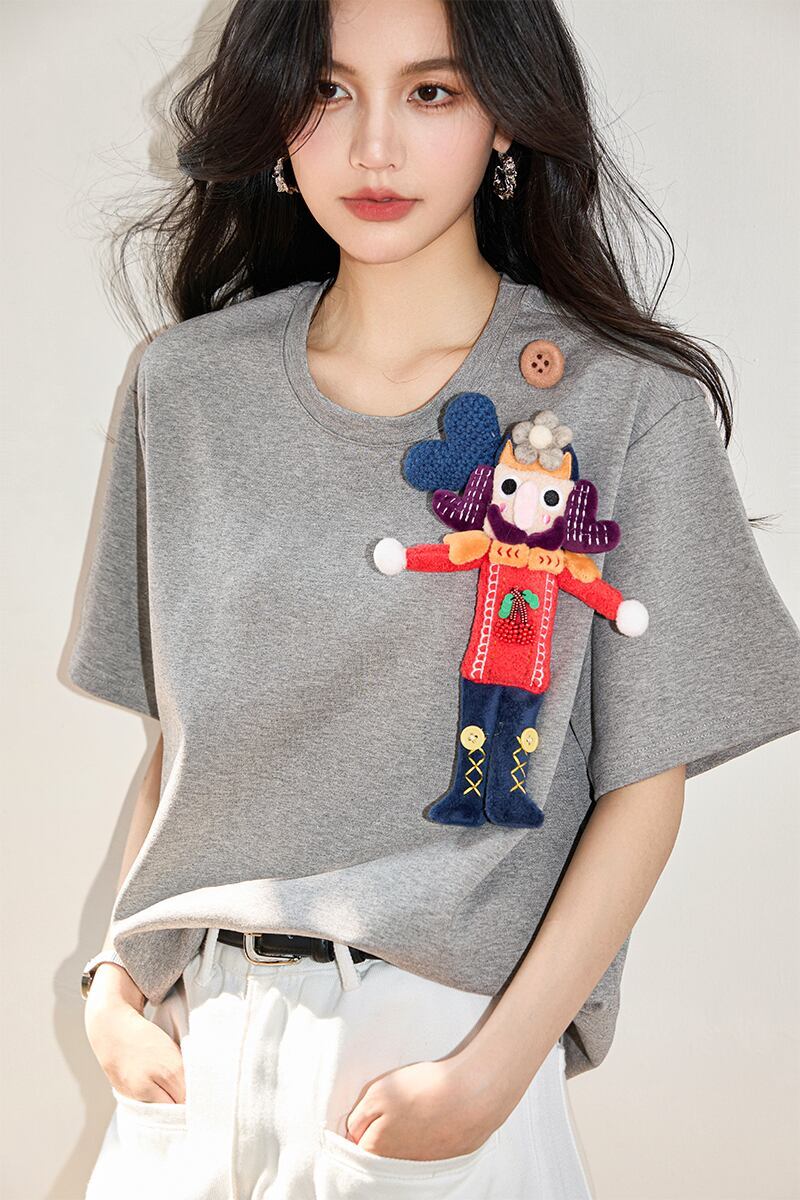 超人気 目を奪われる 流行新作 ぬいぐるみ付 半袖Tシャツ<F-9273>