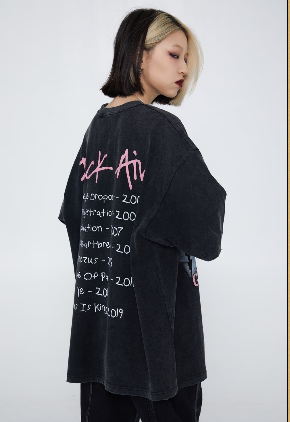 見逃し厳禁   ストリート系 プリントTシャツ ＜F-2893＞