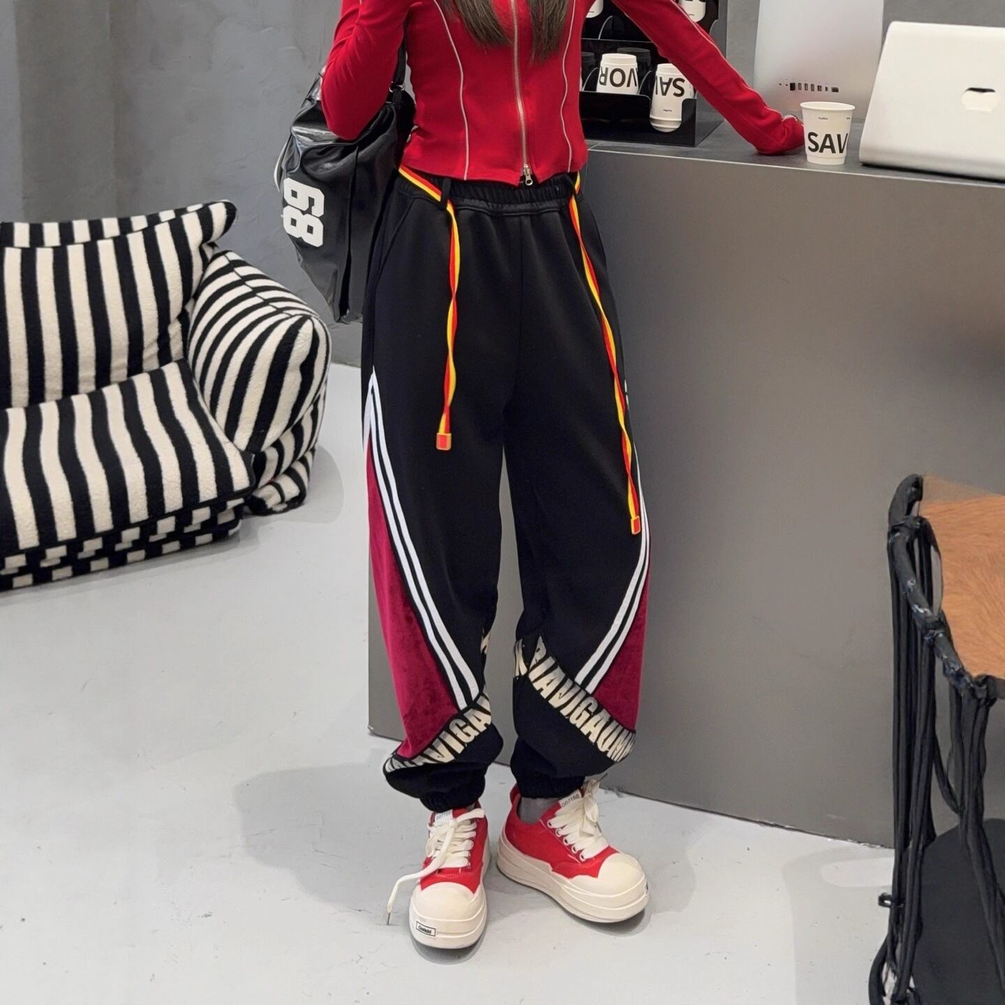 超人気 切り替え デザイン 2色 スウェット ジョガーパンツ F-12286