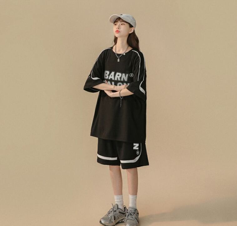 大好評 ファッション カジュアル ルーズ半袖ＴシャツⅹパンツセットF-6539