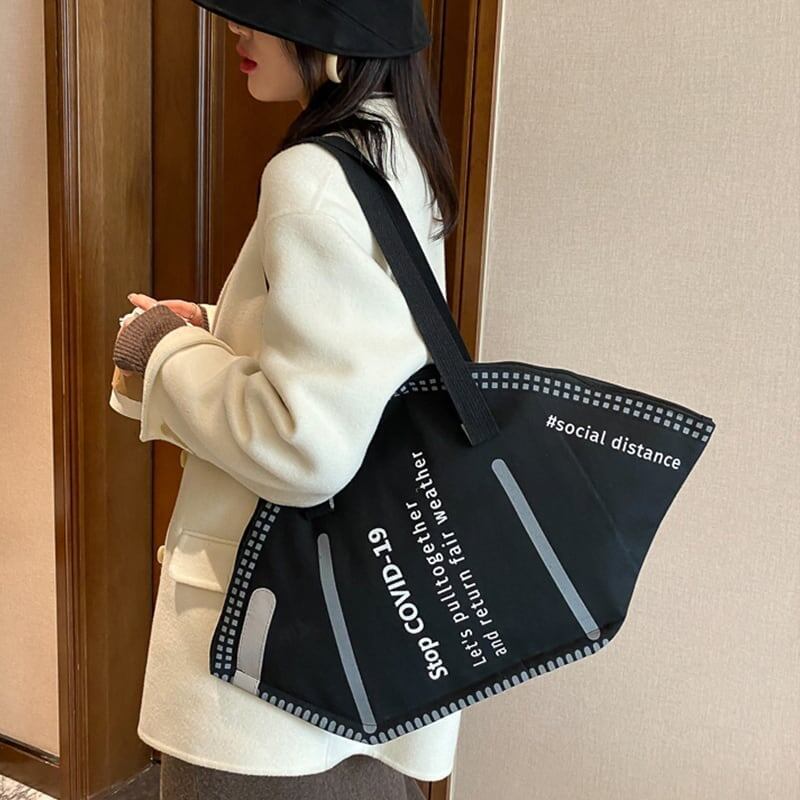 個性的なデザイン   オシャレ度満点
