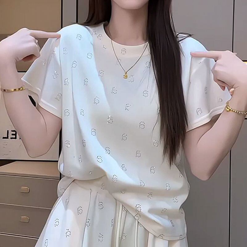 絶対欲しい アバンギャルド ファッション ホットダイヤモンド 2色 半袖 Tシャツ ショートパンツ セットアップF-8842