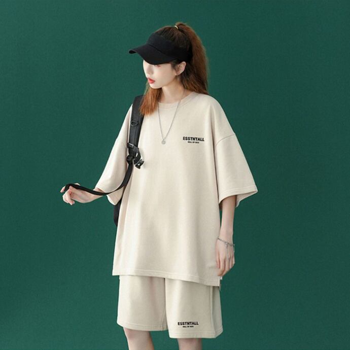 【半額セール】早い者勝ち  男女兼用 半袖Ｔシャツⅹパンツセット全4色F-6549