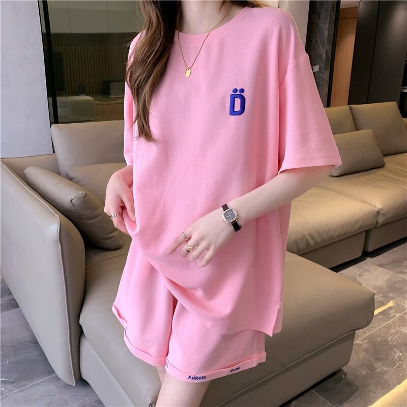 話題沸騰中 カジュアル 肌触り抜群 全3色 半袖 Tシャツ ショートパンツ セットアップ ＜F-8973＞