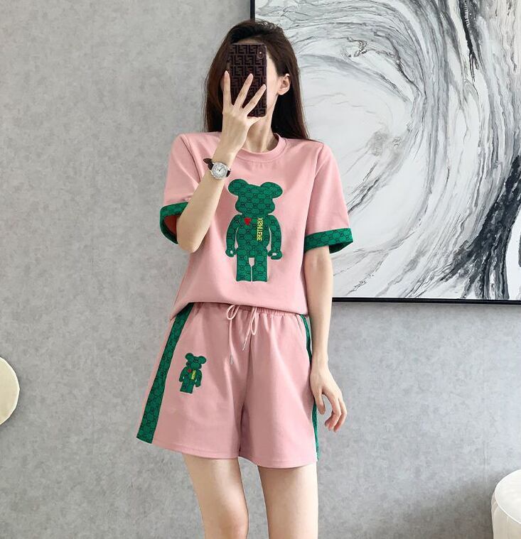 大好評 カジュアル 話題沸騰中 切り替え 全3色 半袖 Tシャツ ショートパンツ セットアップ ＜F-9007＞