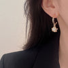 オシャレ度満点 知的で品の良い 個性的なデザイン イアリング アクセサリー＜isf-2899＞