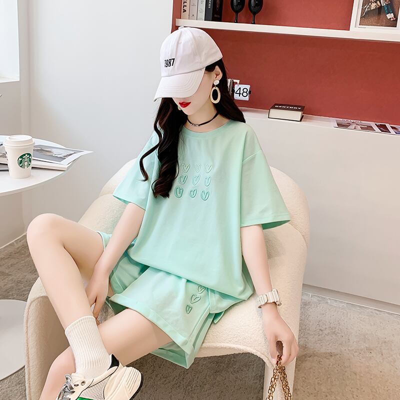 売り切れ必至 カジュアル 上質 ルーズ 半袖Ｔシャツⅹパンツセット全3色 <F-8234>