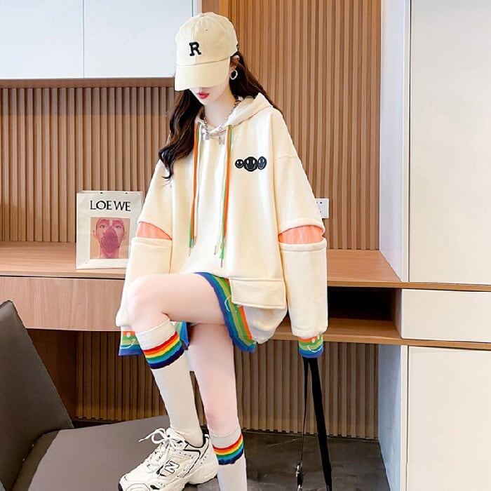 美人度アップフード付きパーカー三色あり   <F-4140>