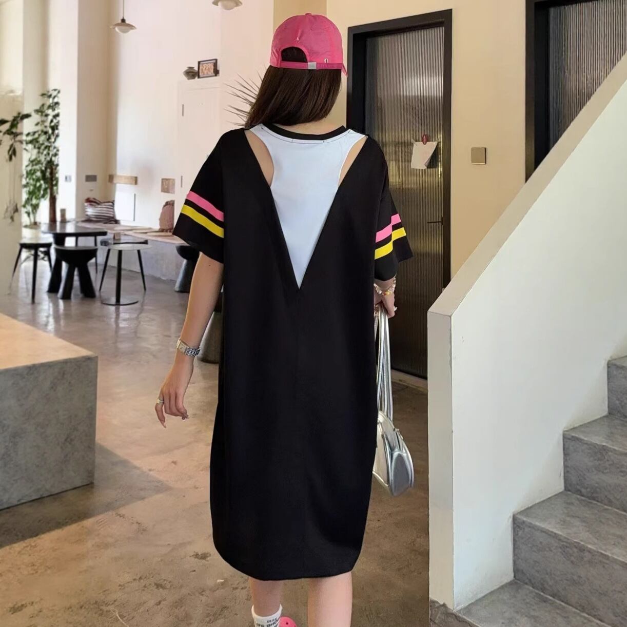 美人度アップ 好感度UP 海外トレンド カジュアル 全3色 半袖 Tシャツ ＜F-11555＞