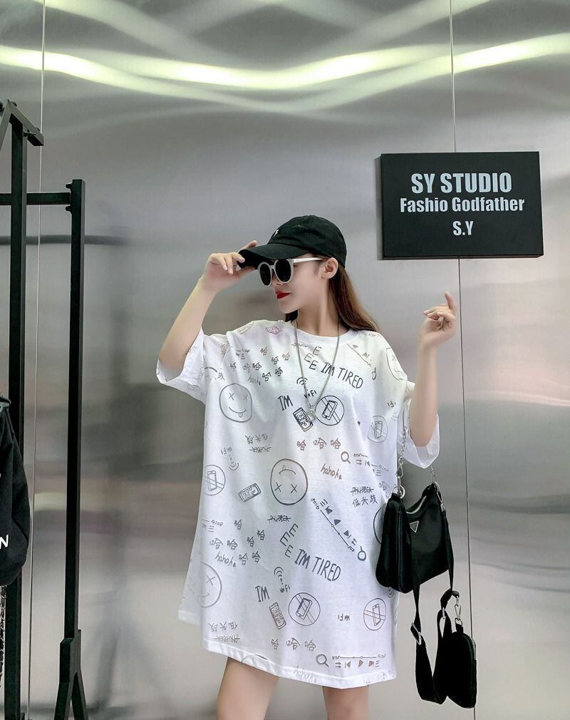 売り切れ必至 ゆったり ファッション感満々 ロング丈 3色半袖Tシャツ＜F-9086＞