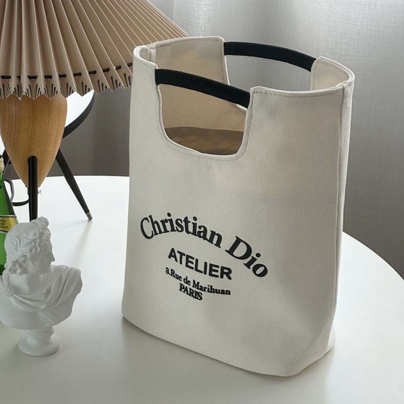 定番シンプル   ファッション