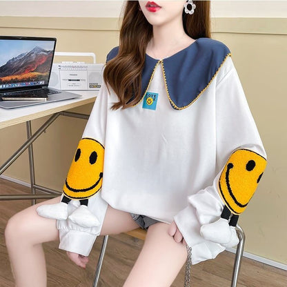 好感度UP   ベビードールの襟に刺繍が施されたスウェットシャツF-5190