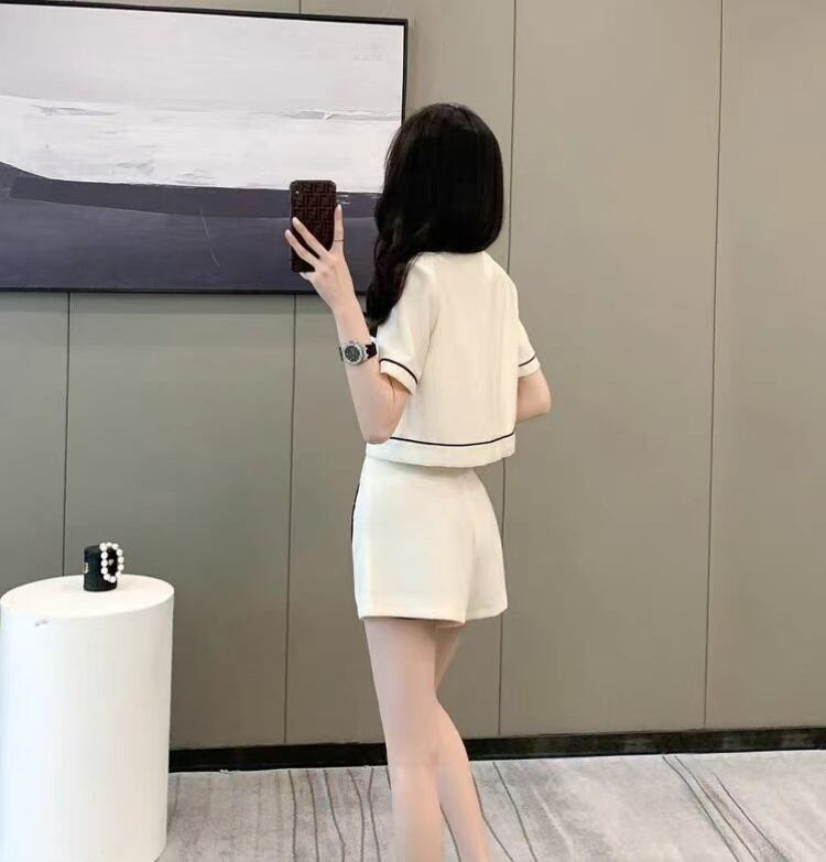美人度アップ エレガント 絶対流行 上質 半袖Ｔシャツⅹパンツセット<F-6609>