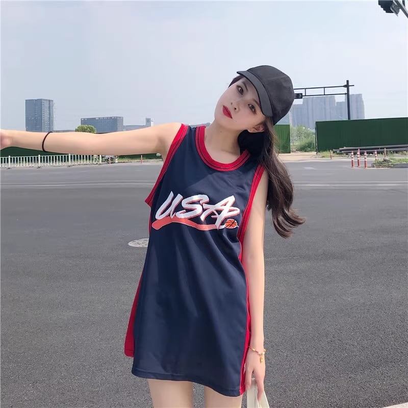 キュートでハンサムなスポーツスタイルのベストドレスバスケットボールユニフォームルーズミッドレングスノースリーブTシャツトップ   ＜F-2853＞