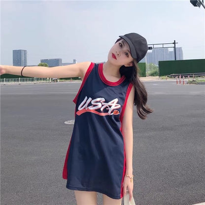 キュートでハンサムなスポーツスタイルのベストドレスバスケットボールユニフォームルーズミッドレングスノースリーブTシャツトップ   ＜F-2853＞