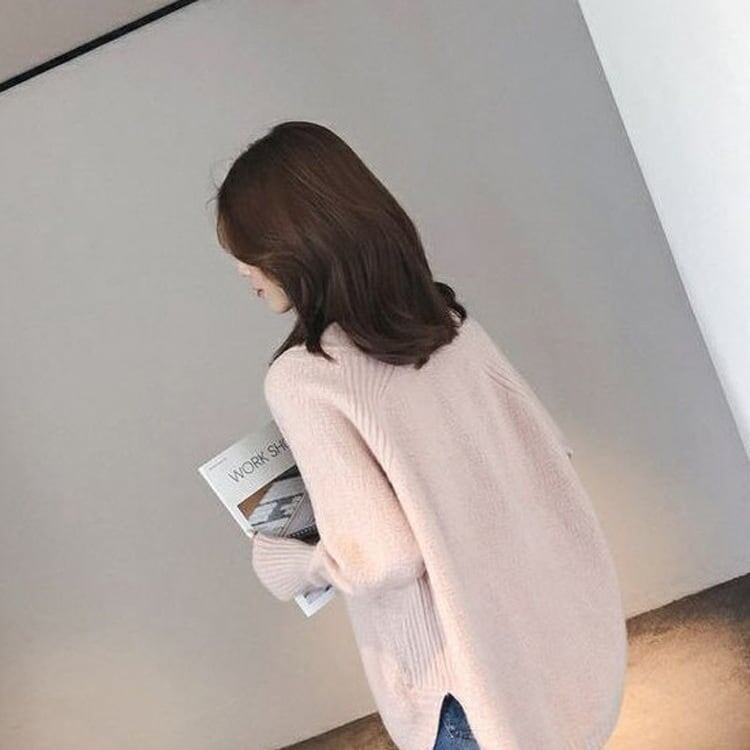 美人度アップ 長袖 Vネック 無地 ニット セーター＜F-2287＞