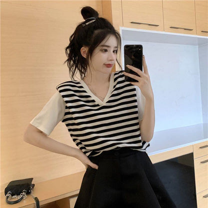 上質 レイヤード風 好感度UP ストライプ柄 リボン ニット 全2色 半袖Tシャツ＜ F-9211＞