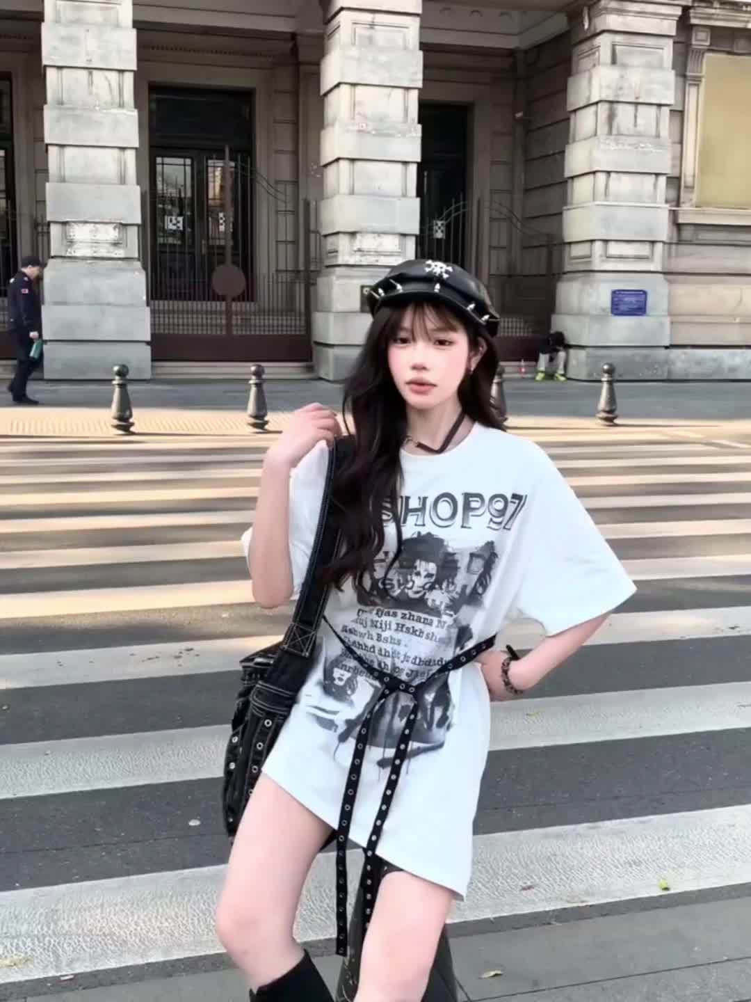 美人度アップ 絶対流行 売れ筋 早い者勝ち カジュアル 2色選択 Tシャツ<F-11522>