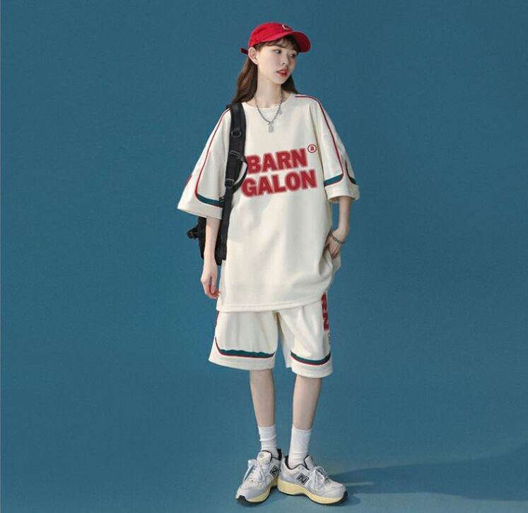 大好評 ファッション カジュアル ルーズ半袖ＴシャツⅹパンツセットF-6539