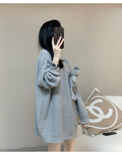 気質満点ぬいぐるみ付きグレーゆったりニットセーター＜F-4659＞