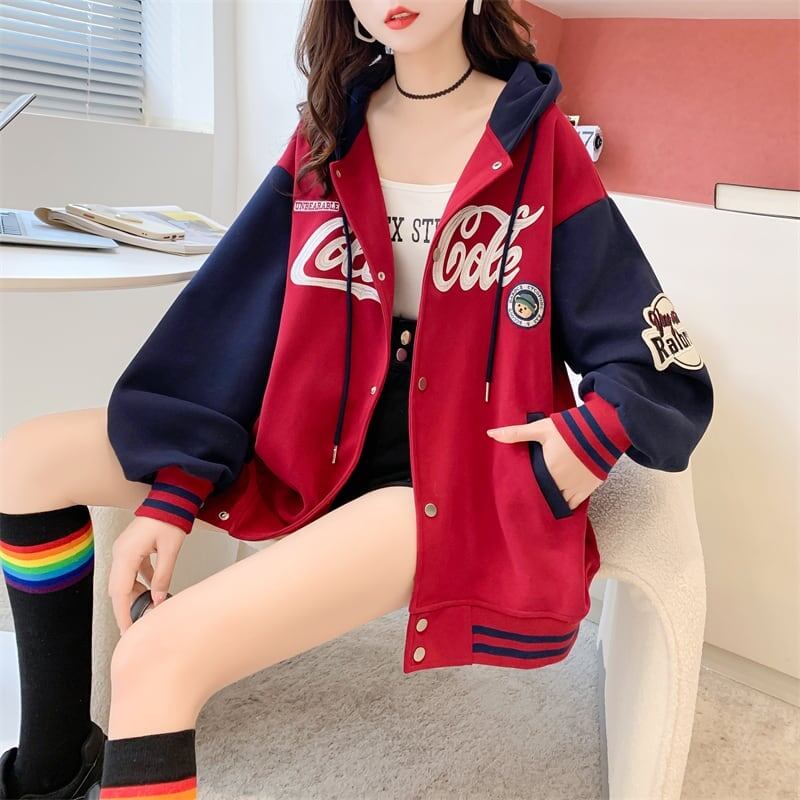 超人気 スタジャン ロゴ刺?フード付 トップス三色F-4069