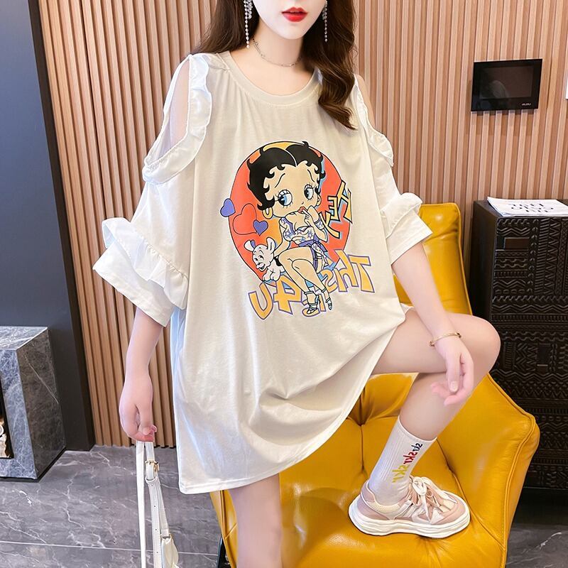 【人気急上昇中!】絶対欲しい 肩だし ロゴプリント 肌見せ 肩開き ゆったり 2色半袖Tシャツ<F-8262>