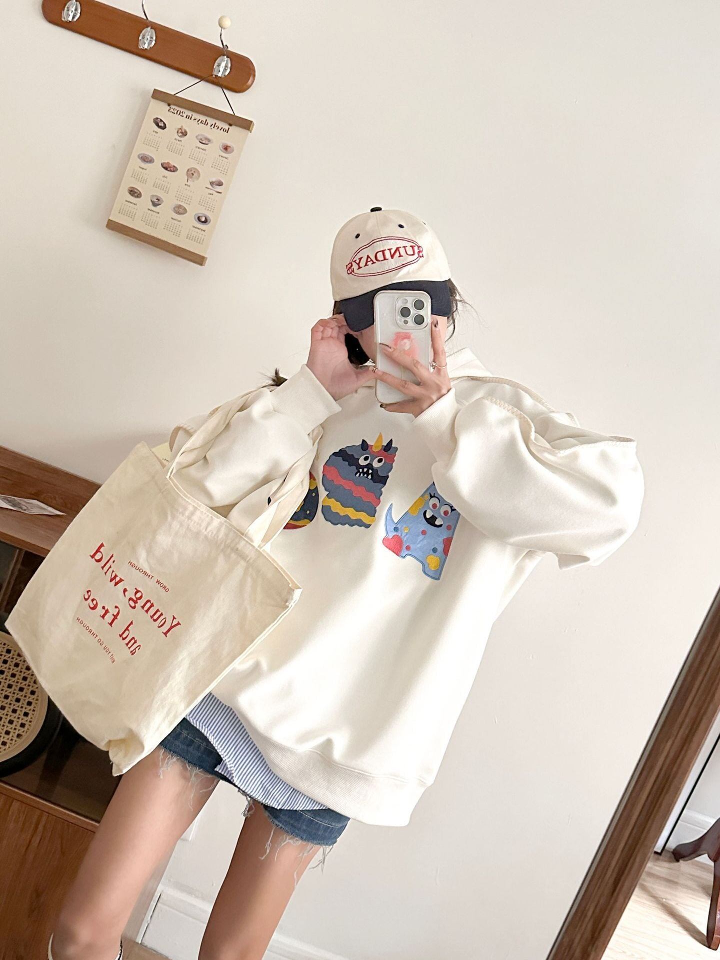 大人可愛い ゆったり 刺?ロゴ パーカ 全4色トップス＜F-4811＞