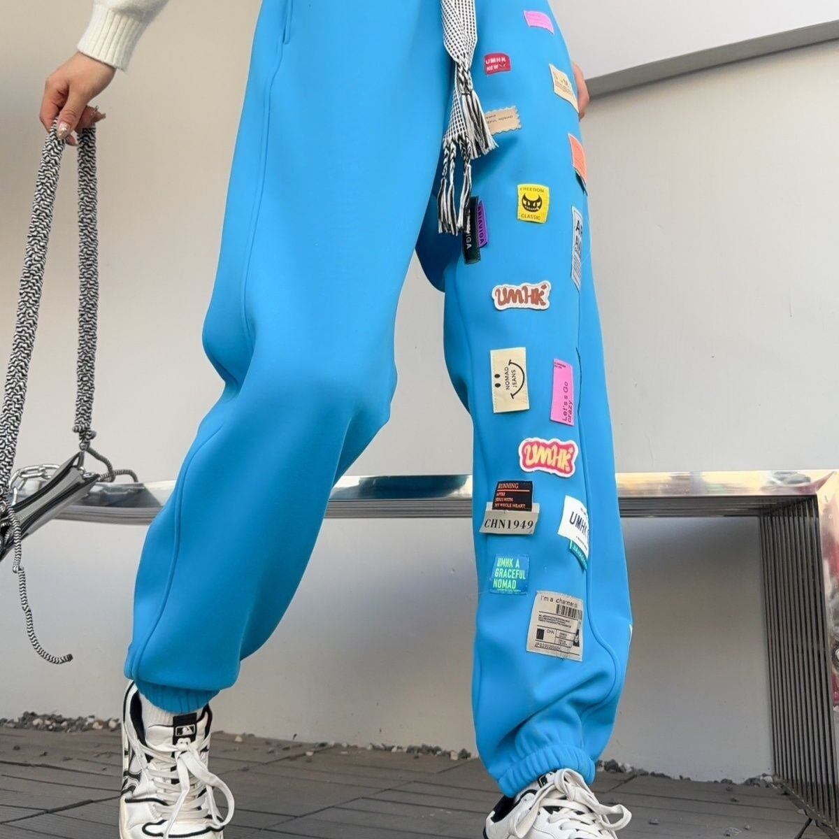 着?せロゴ裏起毛ジョガーパンツ4色あり   F-4449