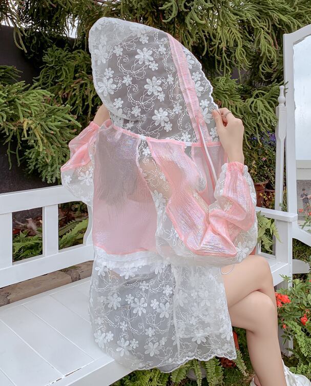 【人気急上昇中！】半額セール キュート 美人度アップ 透け感 日焼け対策 レース 刺繍 全3色 パーカー コート＜F-8510＞