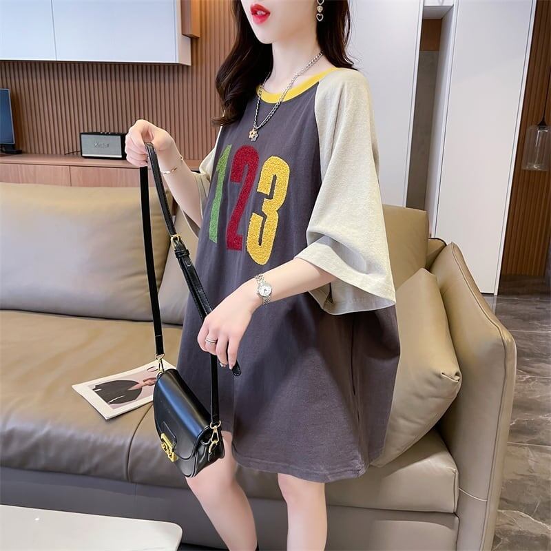 絶対欲しい   数字刺 Tシャツ ゆったり 半袖 ＜F-2896＞