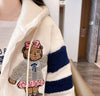 大活躍   熊柄刺繍ロゴボアフルジップパーカー