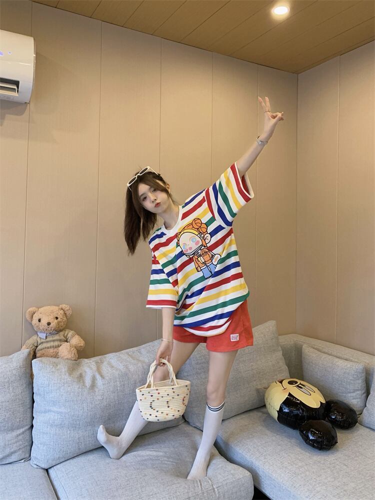 売り切れ必至 トレンドアイテム 存在感抜群 ストライプ柄 半袖TシャツF-9270