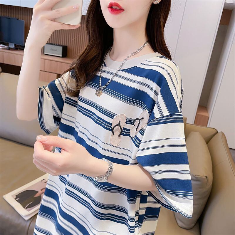 存在感抜群 ストライプ柄 トレンドアイテム カジュアル ゆったり 全2色 半袖Tシャツ＜F-9322＞