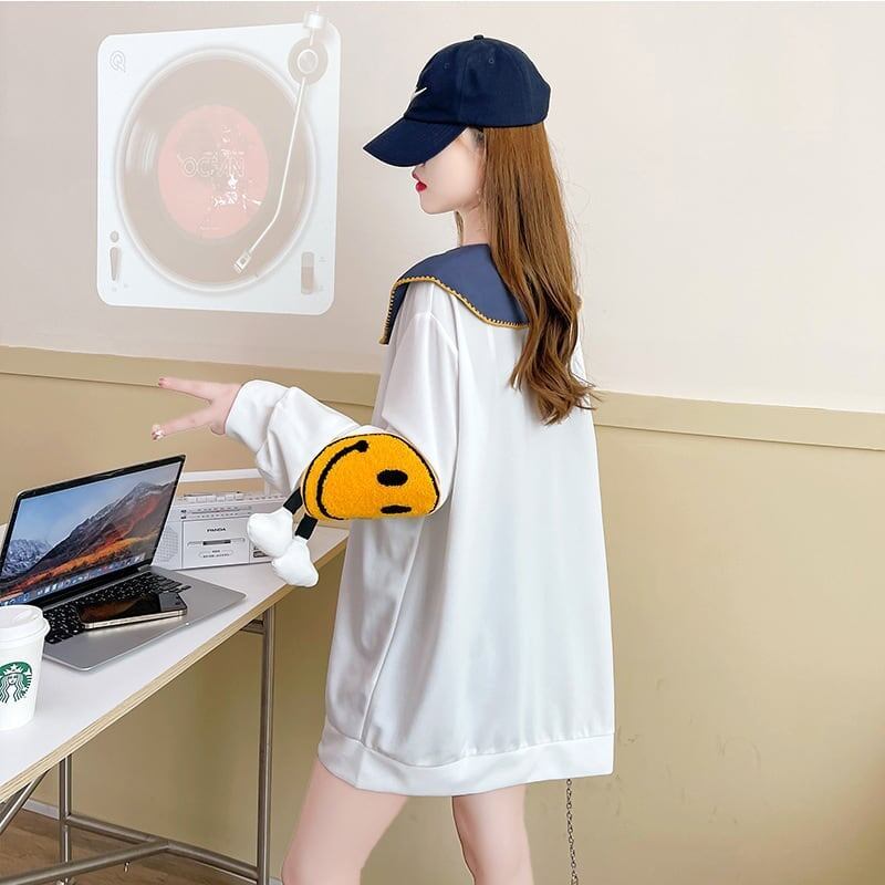 好感度UP   ベビードールの襟に刺繍が施されたスウェットシャツF-5190