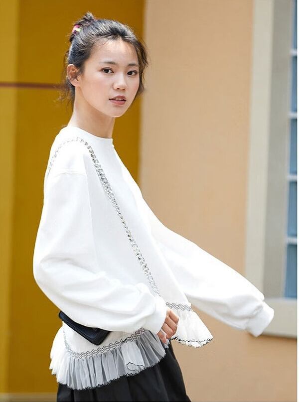話題沸騰中 おしゃれ度高め 美人度アップ 切り替え 不規則 イレギュラー トップスF-9472