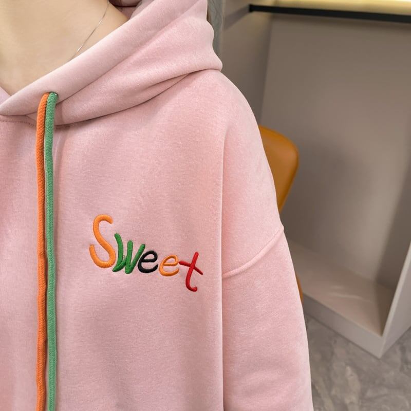 おしゃれ度アップ   ゆったりフード付きパーカ全2色
